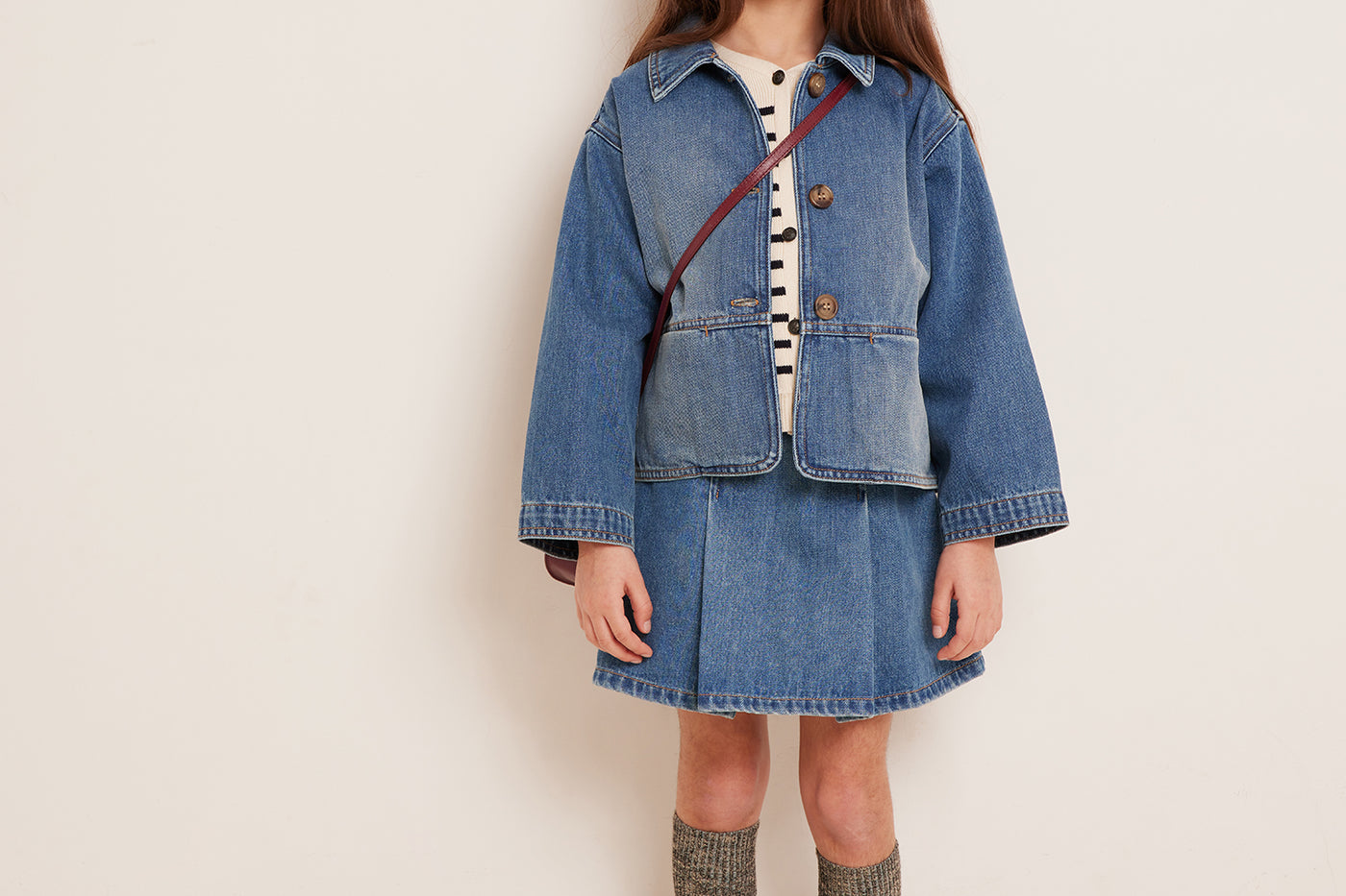 Look fille hiver 2023 veste en denim