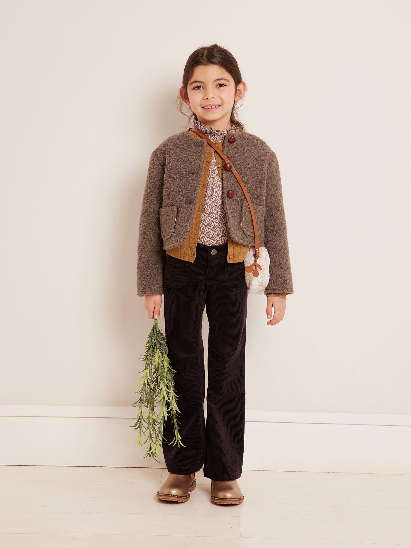 Look fille hiver 2023 veste taupe