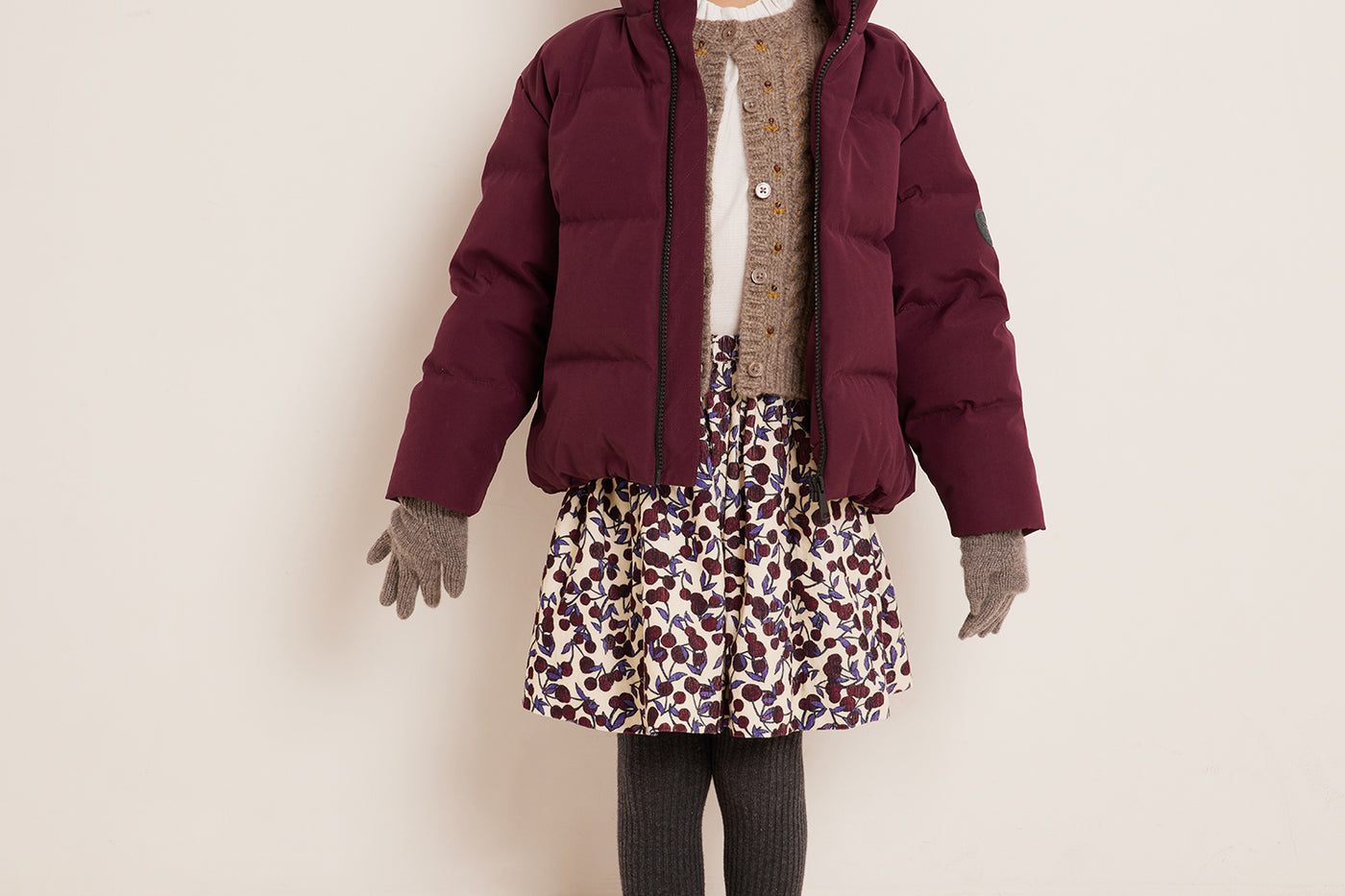 Look fille hiver 2023 doudoune bordeaux