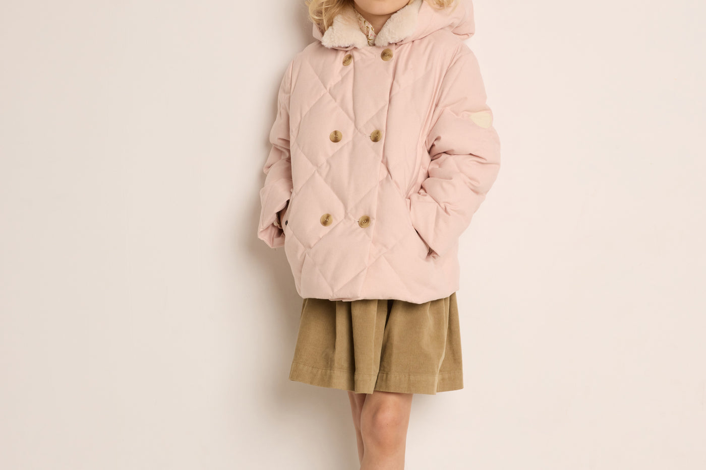 Look fille hiver 2023 doudoune rose