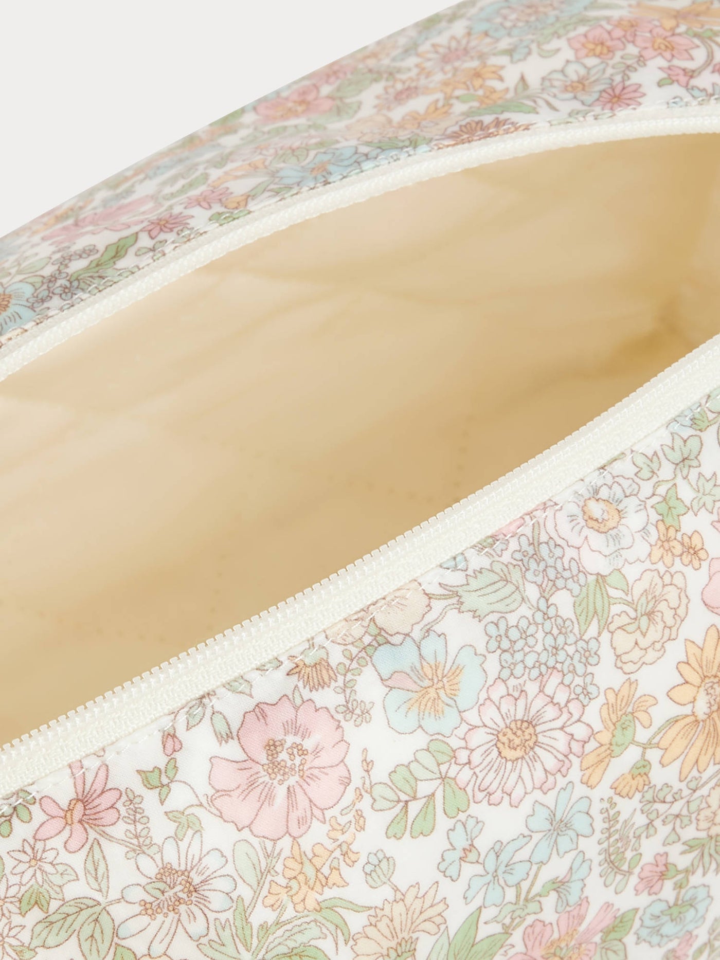 Trousse enduite en tissu Liberty rose